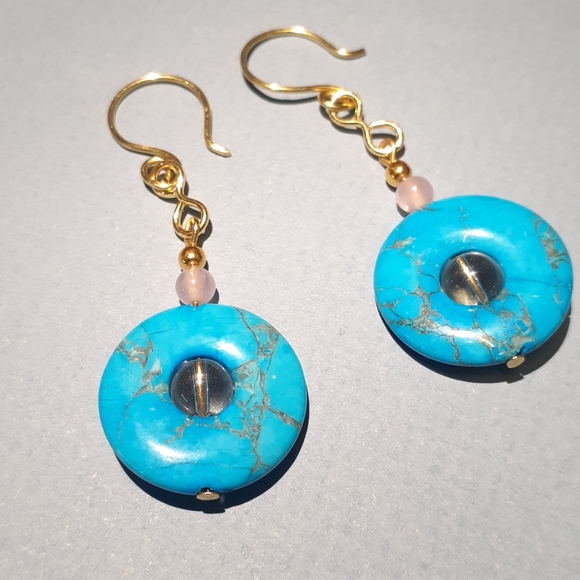 Fine Howlite Donut and Gem Earrings - Picture 4 of 5